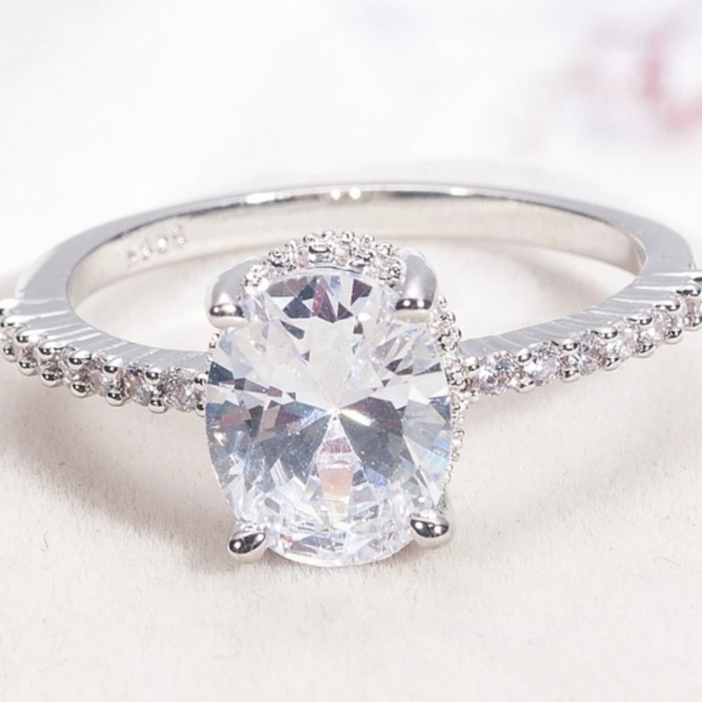 NEW 18K White Gold Oval Cut Diamond Ring S925 - Picture 4 of 8
